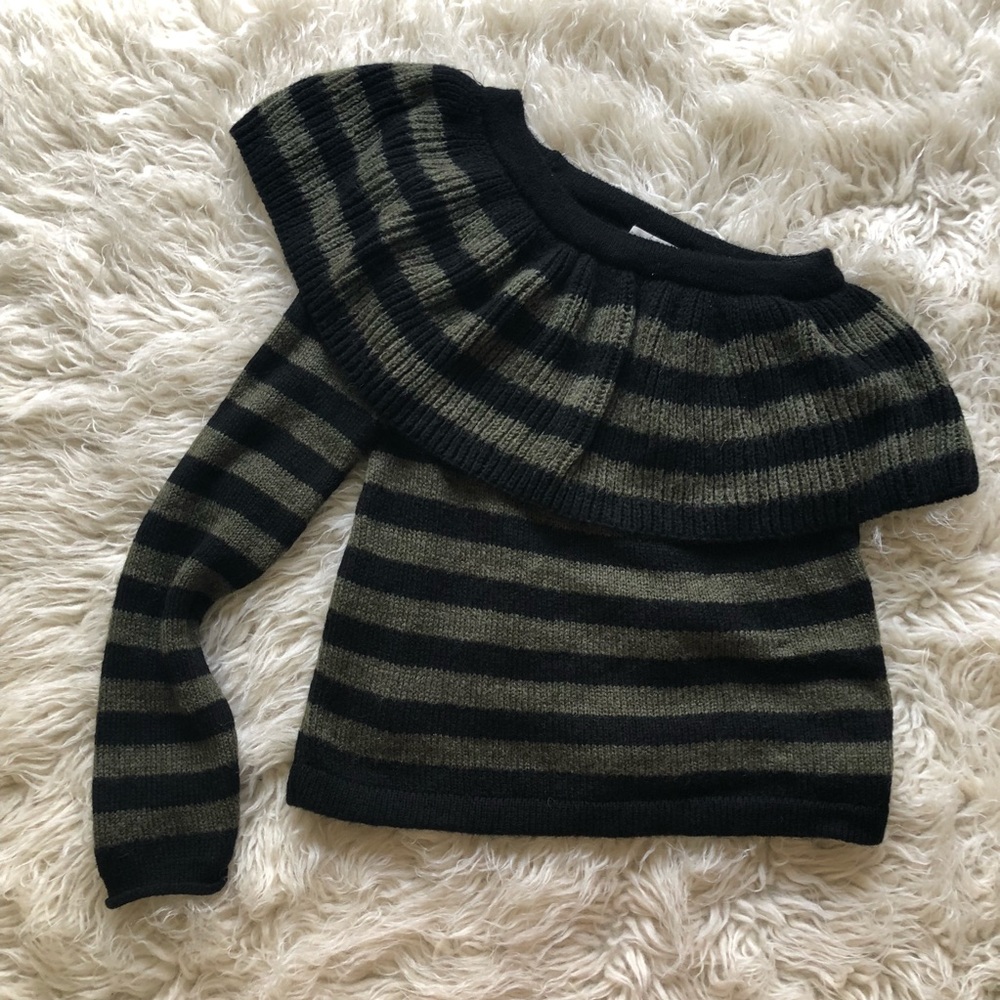 New Pull&Bear One Shoulder Black Stripe Sweater, S